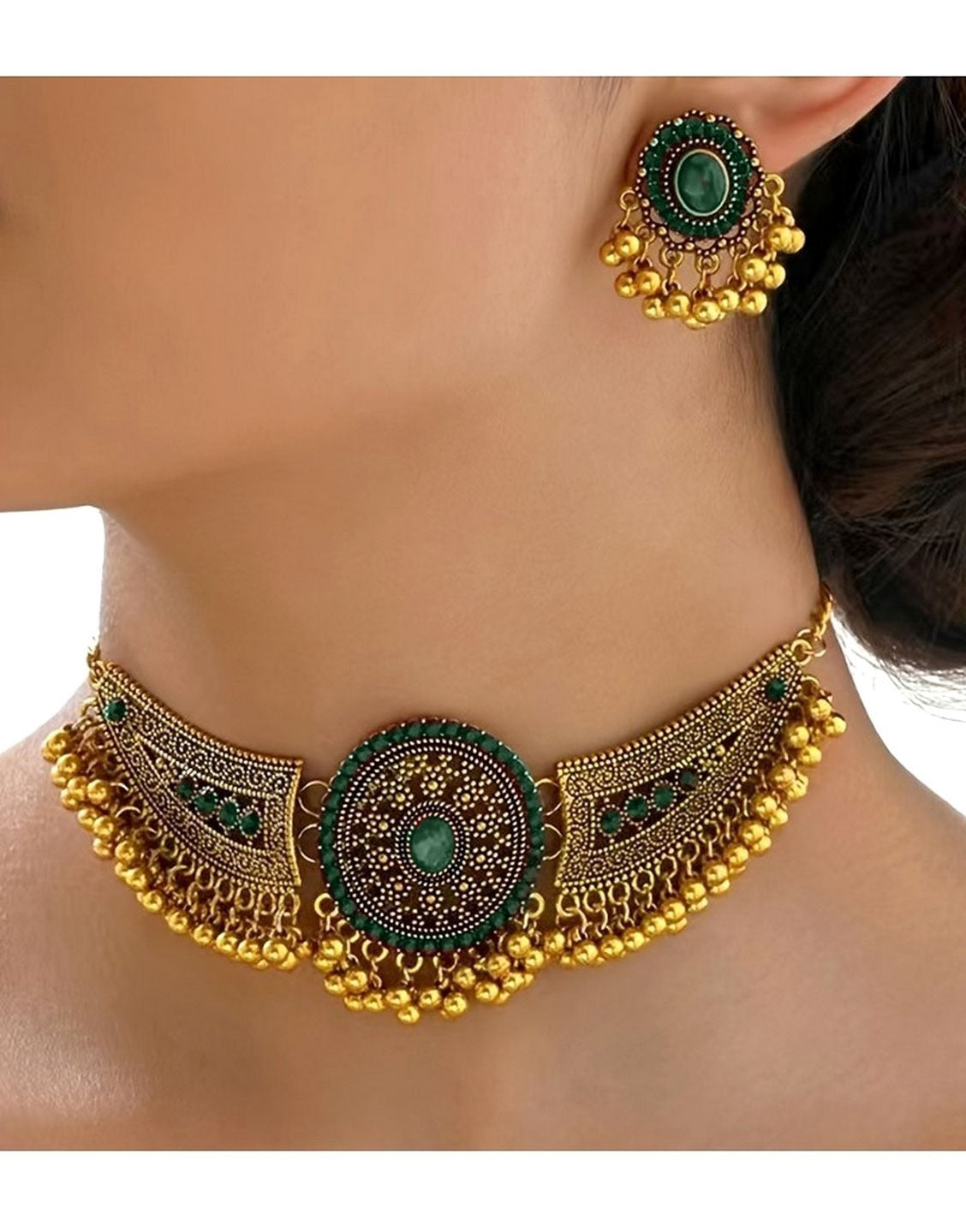 Bohemian Style Green Synthetic Gemstone Choker Jewellery Set with Earrings (TK17896)
