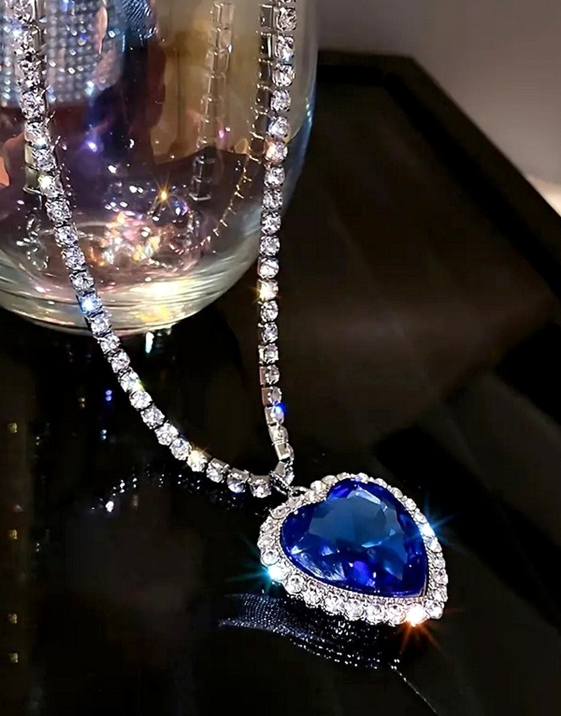 Luxurious Titanic Heart of the Ocean Inspired Blue Stone Pendant Necklace for Women (TK18113)