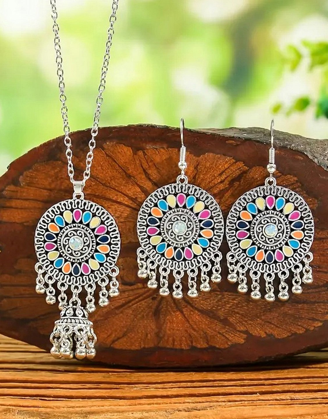 Bohemian Style Silvery Round Women's Jewellery Set with Pendant & Earrings (TK18124)