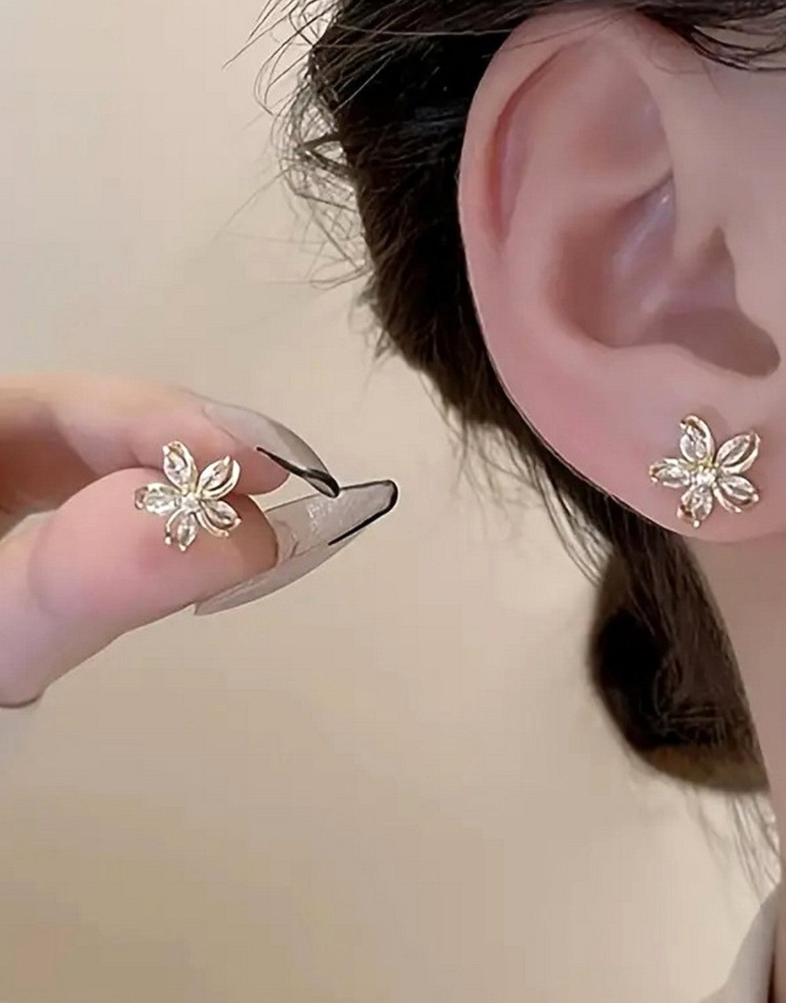 Elegant Rose Gold Cubic Zirconia Flower Quirky Earrings (TK18133)