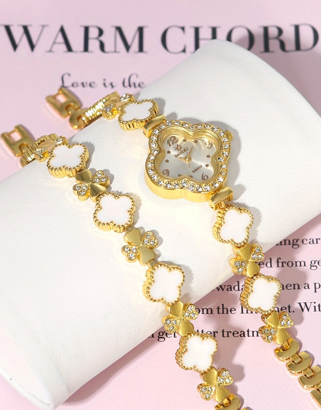2-Pcs Boho Style Four Leaf Clover Design Ladies Watch & Bracelet Set (TK18185)