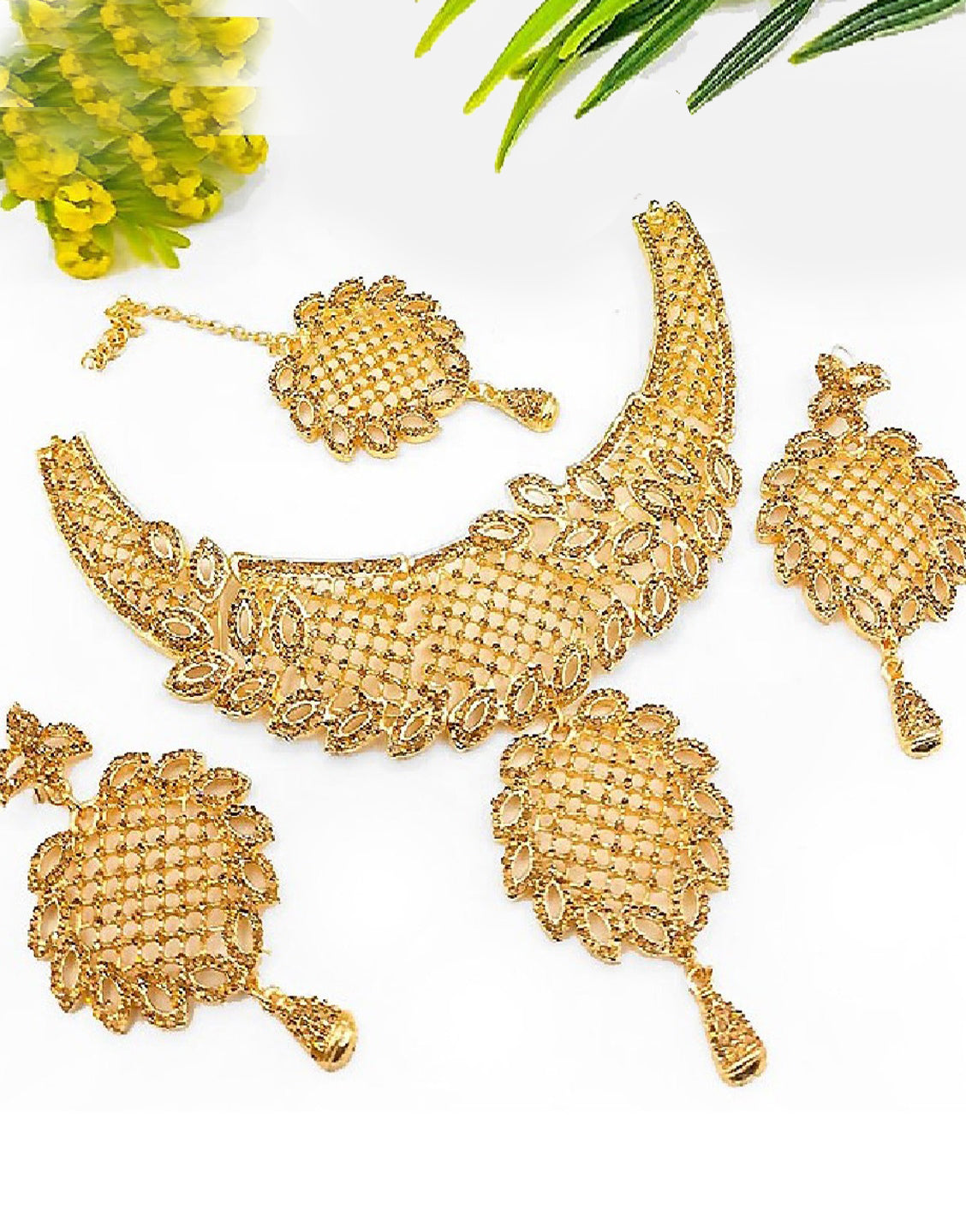 Gorgeous Party Wear Jewellery Set with Earrings & Tikka (TK14798)