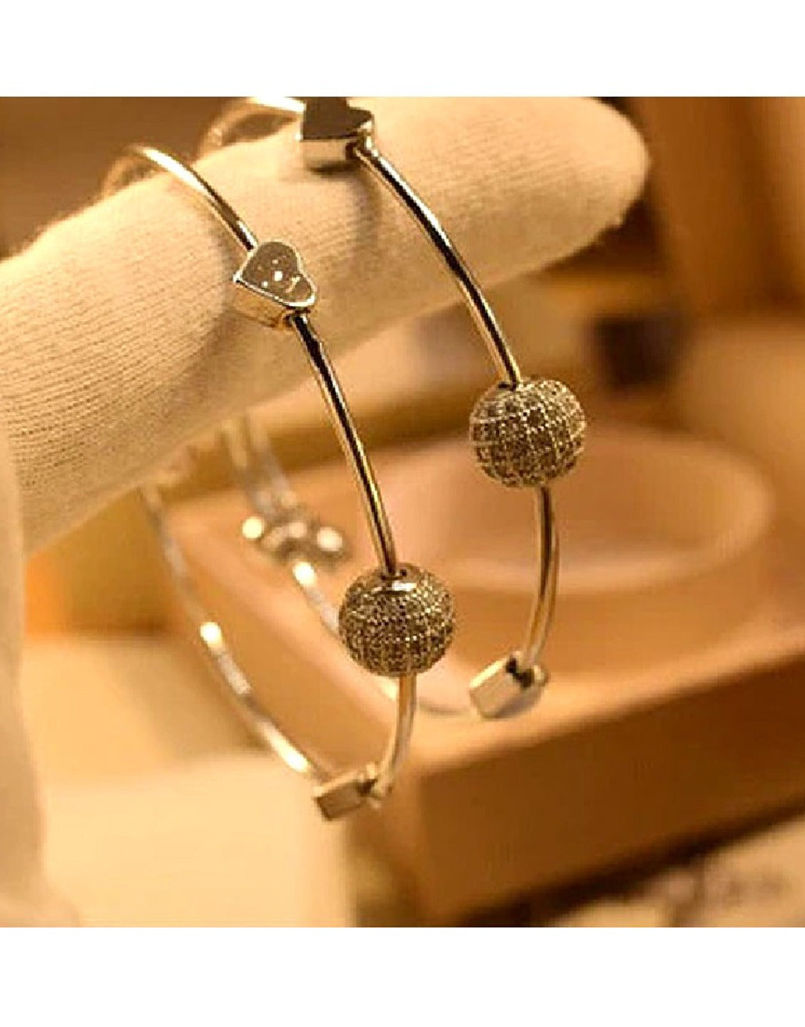 Pair of Adjustable Silver Bracelet Kara for Women (TK16481)