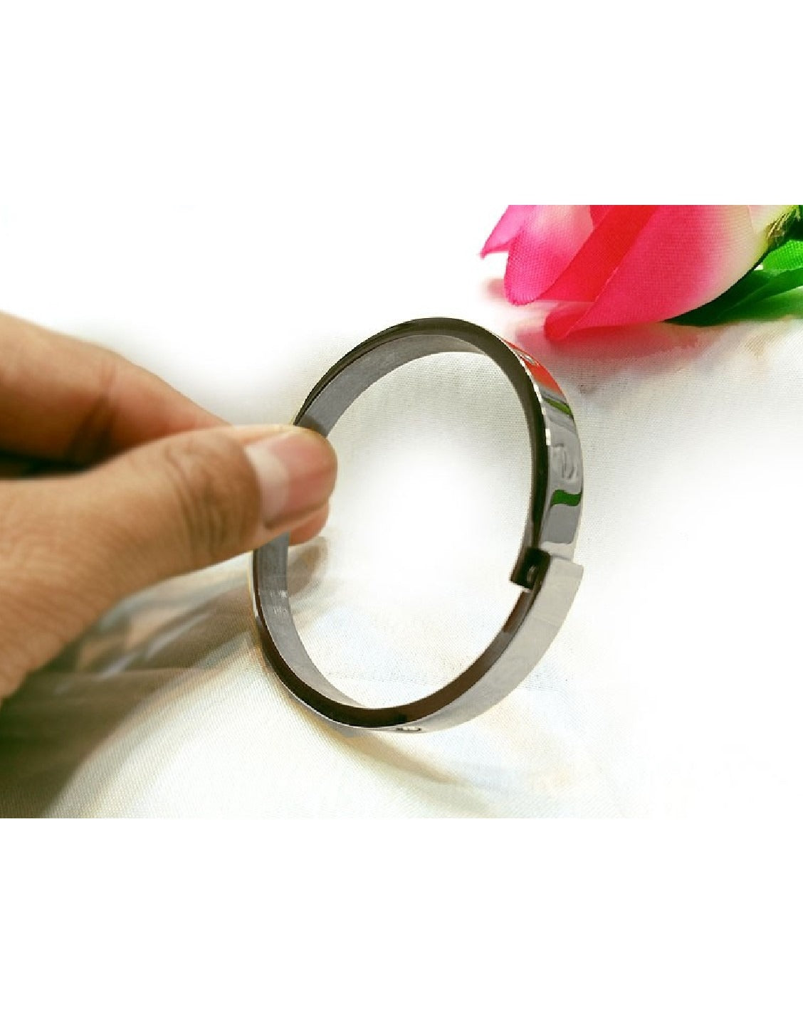 Elegant Silver Fashion Bracelet for Girls (TK16576)