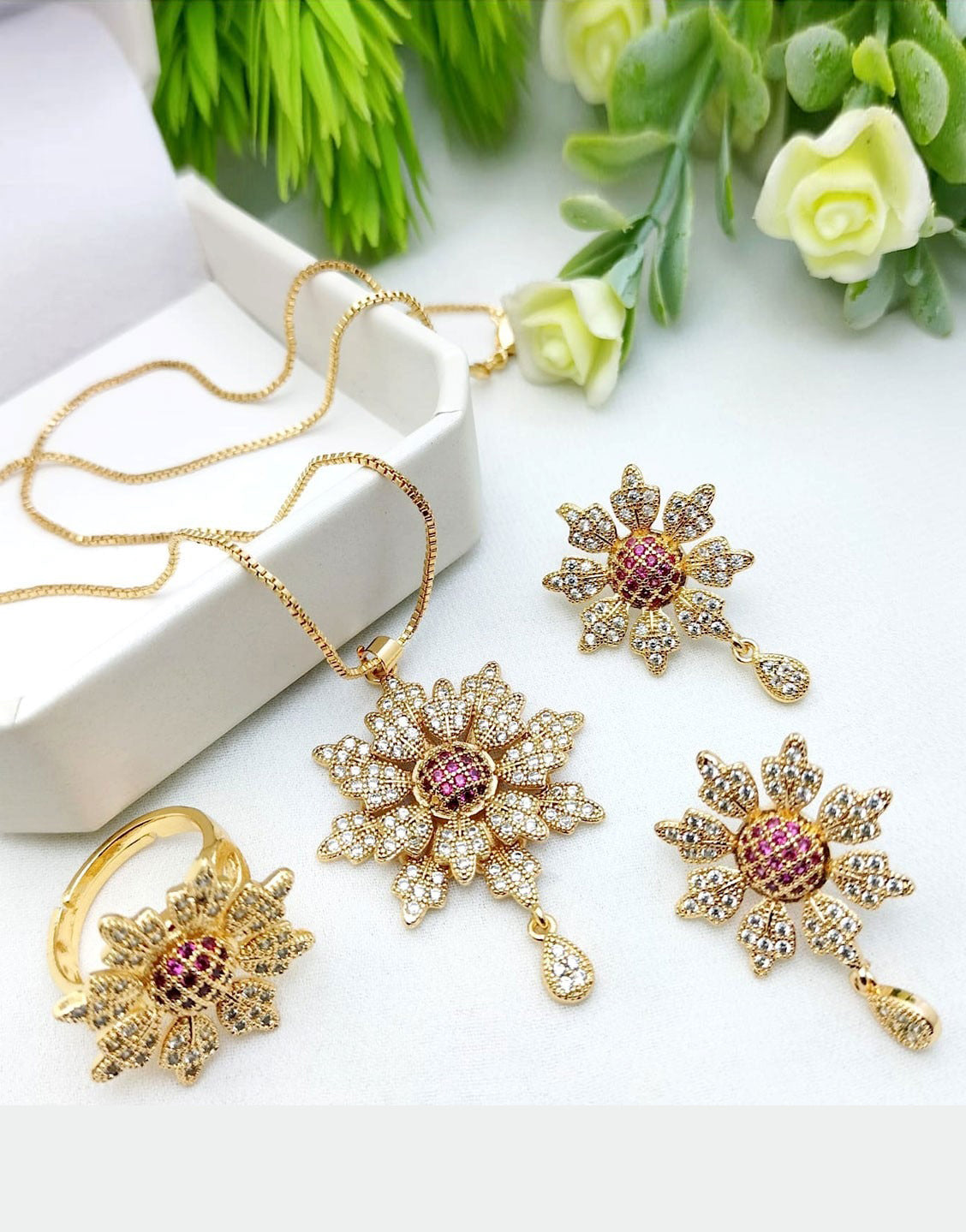 Elegant Floral Design Locket Set with Earrings & Ring (TK17845)