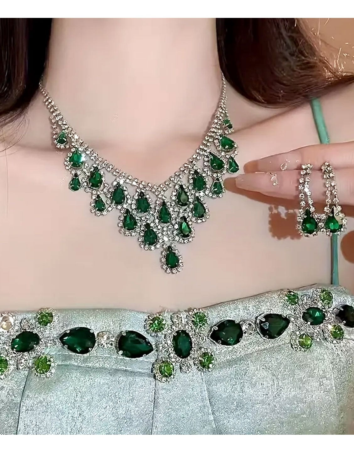 Elegant Green Rhinestone Teardrop Silver Necklace & Earrings Set (TK18033)