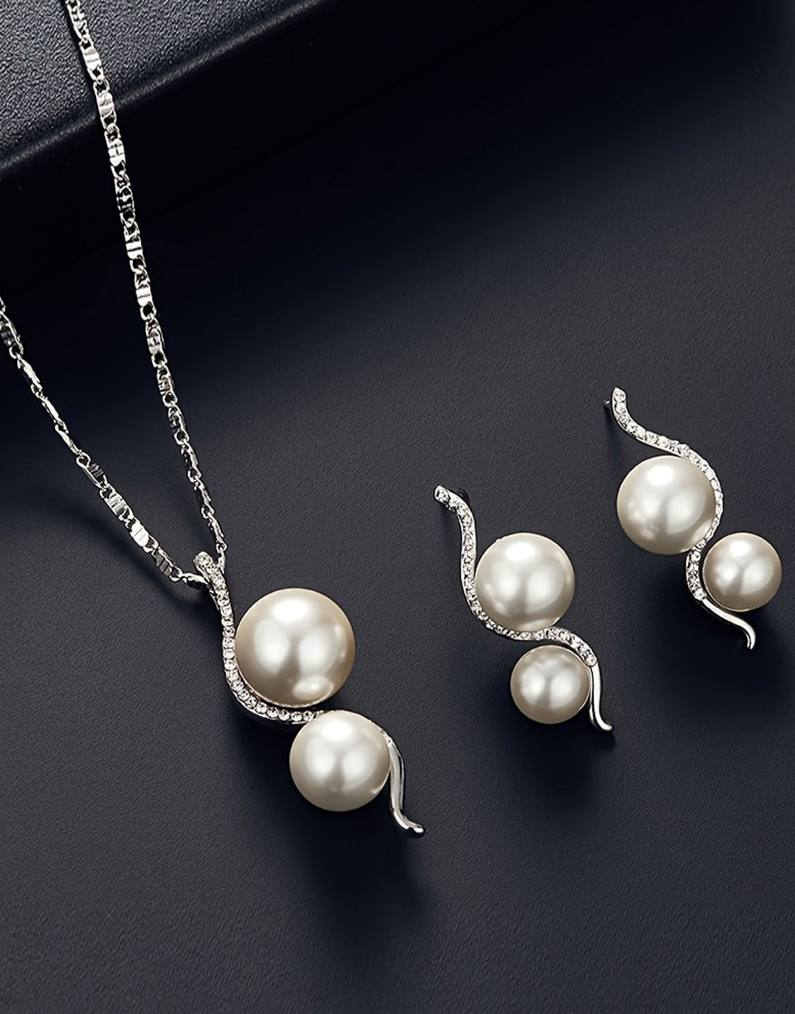 Elegant Faux Pearl Pendant Necklace & Earrings Set for Girls (TK18040)