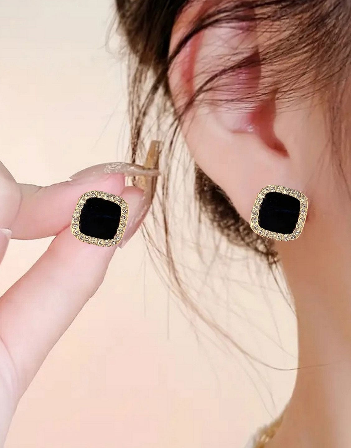 Square Shape Rhinestone Ear Studs Earrings (TK18085)
