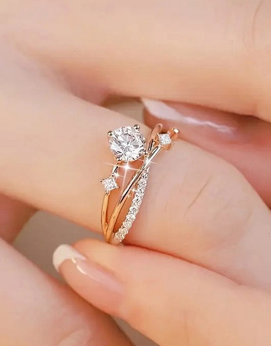 Adjustable Synthetic Cubic Zirconia Golden Starry Sky Ring for Women (TK18099)