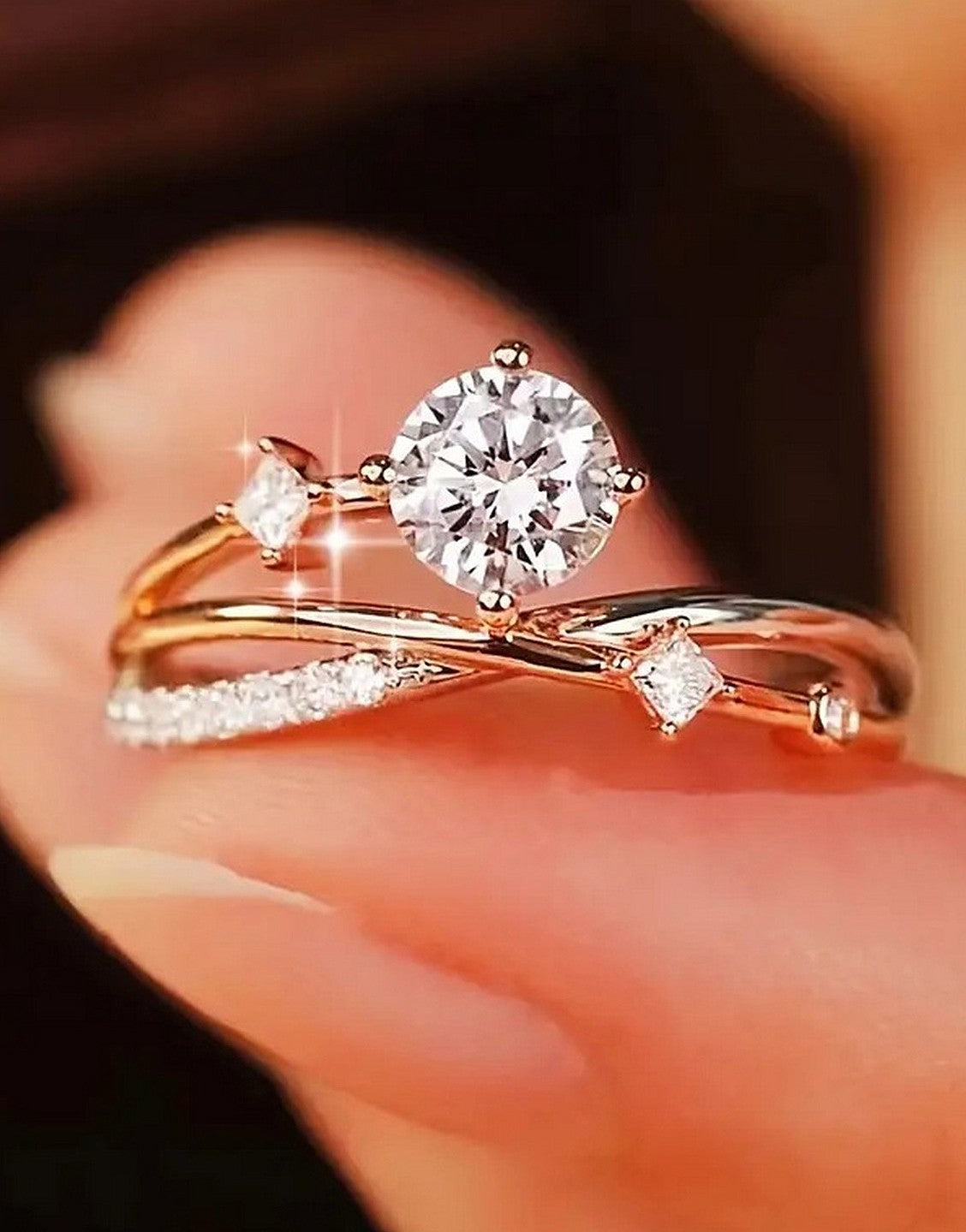 Adjustable Synthetic Cubic Zirconia Golden Starry Sky Ring for Women (TK18099)
