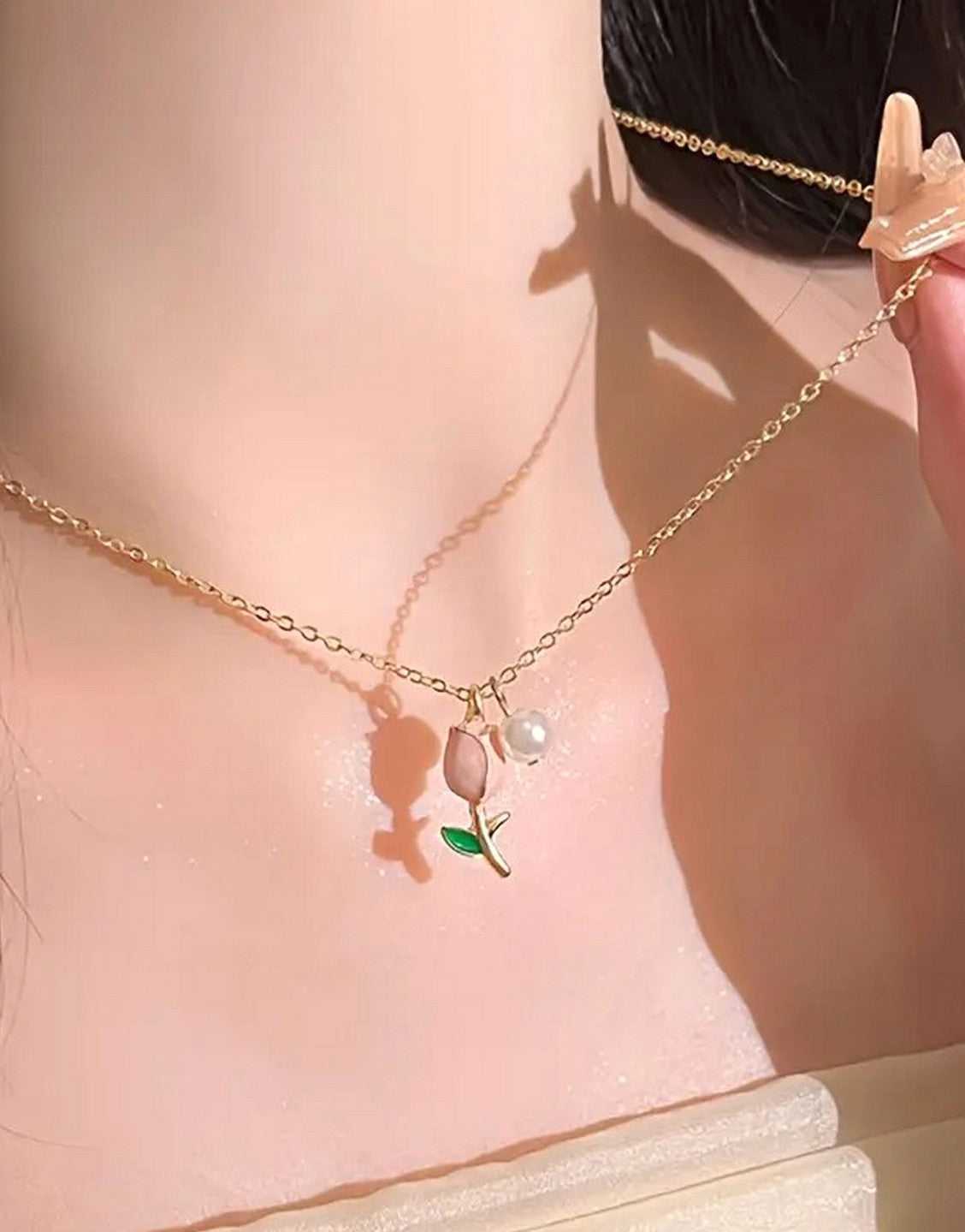 Versatile Tulip Shape Imitation Pearl Necklace & Earrings Set (TK18104)