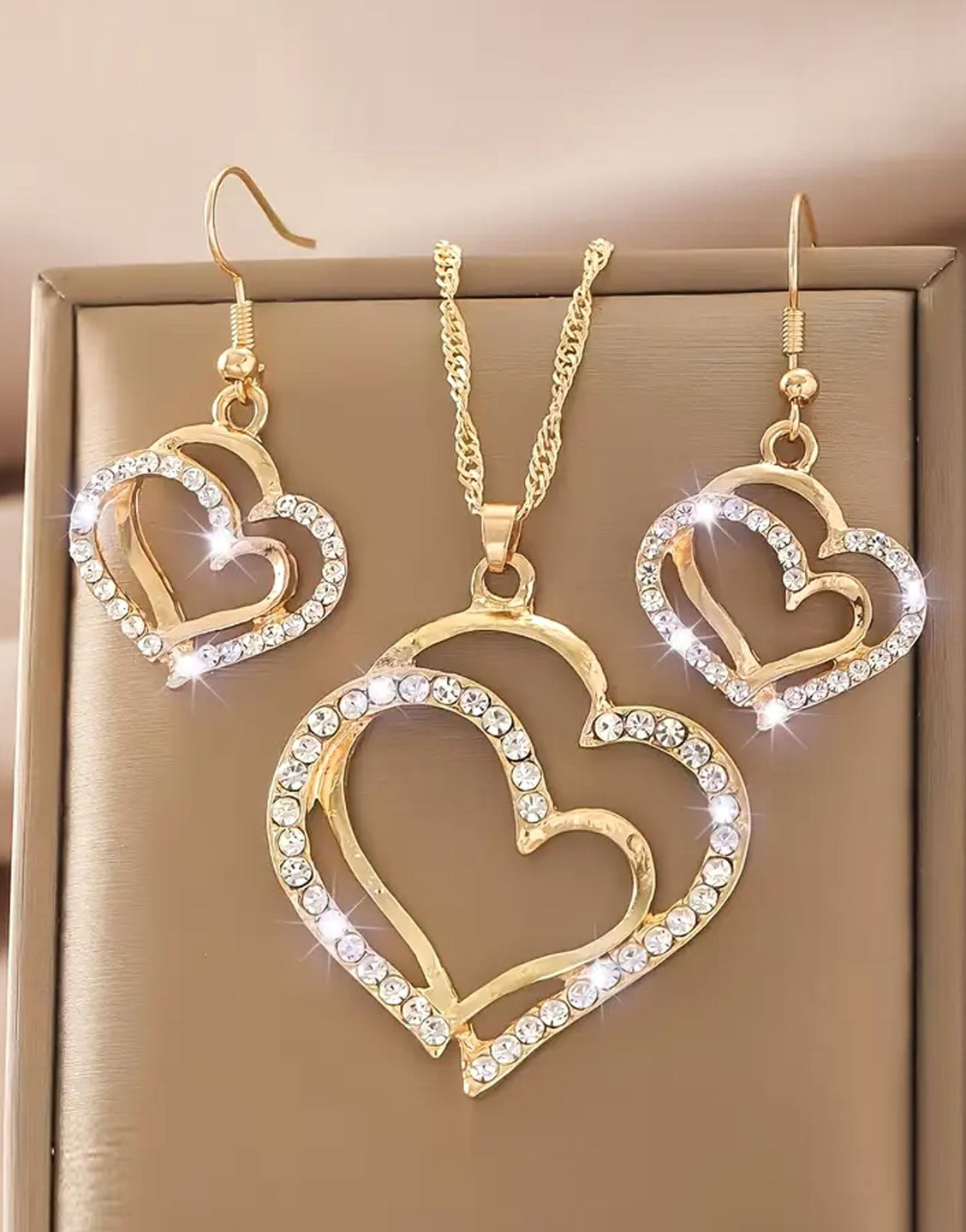 Elegant Dazzling Rhinestone Heart Shape Necklace Set for Girls (TK18140)