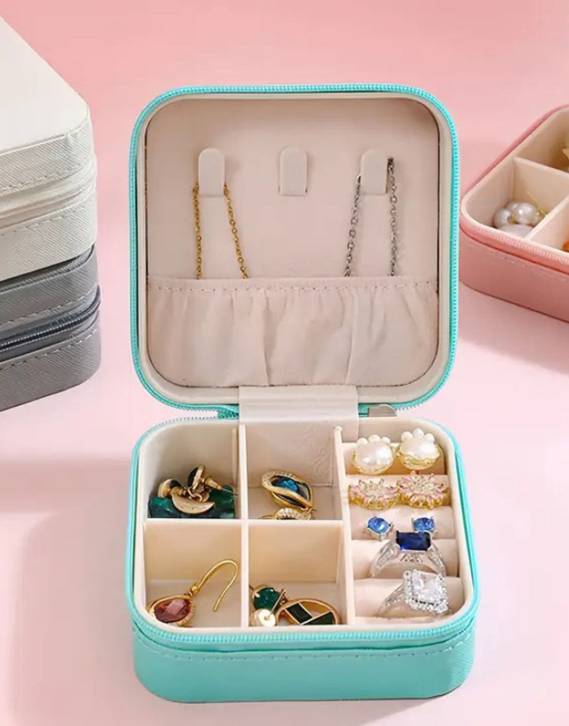 Contemporary Style Portable Jewellery Organizer for Travel & Daily Use (TK18153)