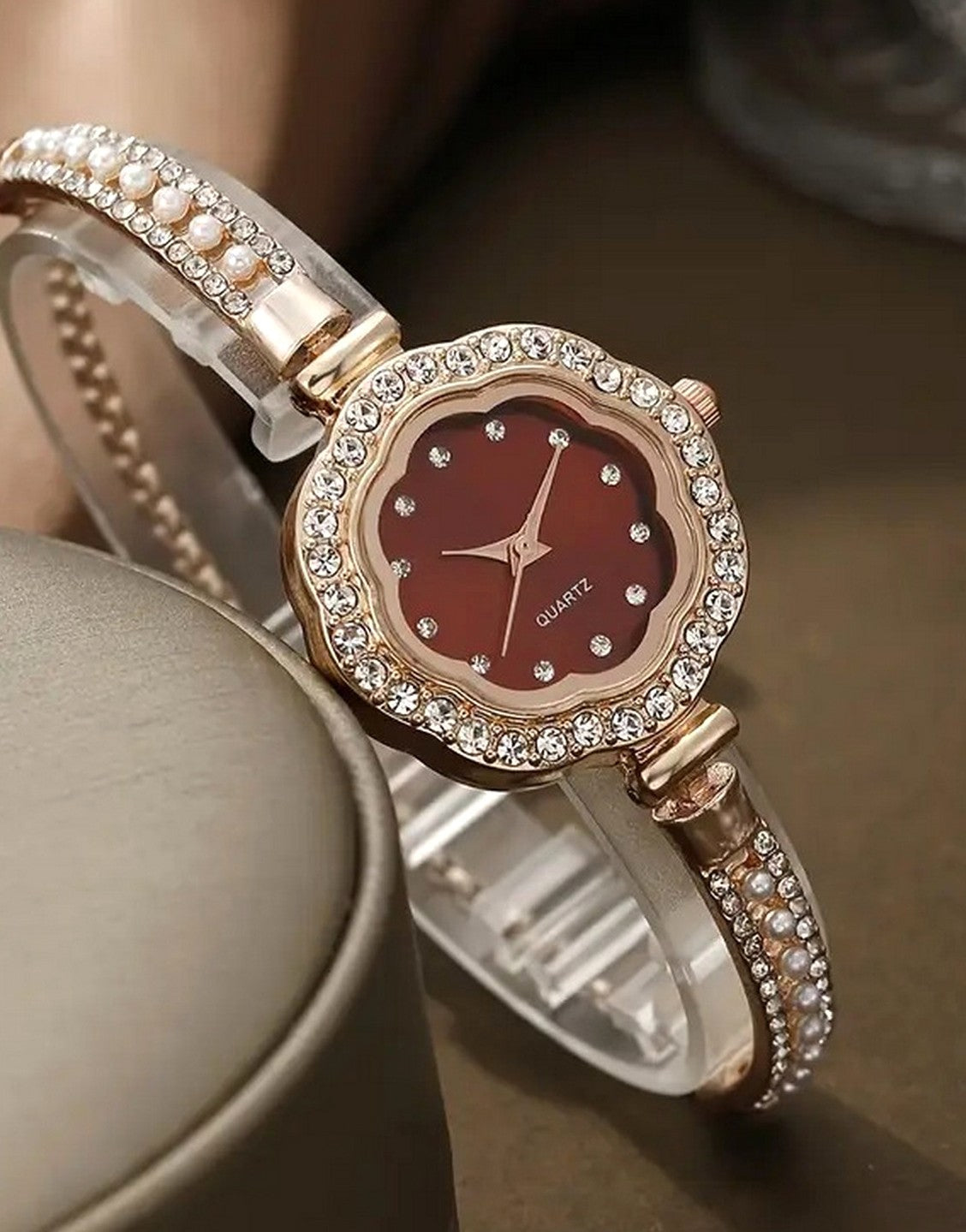 Chic Adjustable Chain Floral Design Maroon Dial Watch for Girls (TK18164)