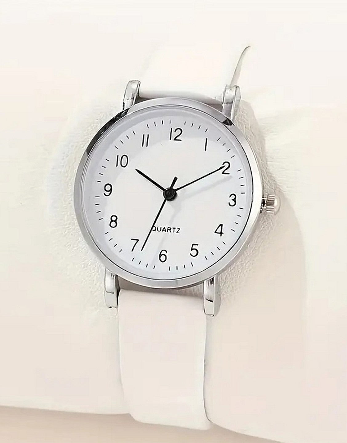 2-Pcs Elegant White Ladies Watch & Leaf Design Bracelet Set (TK18178)