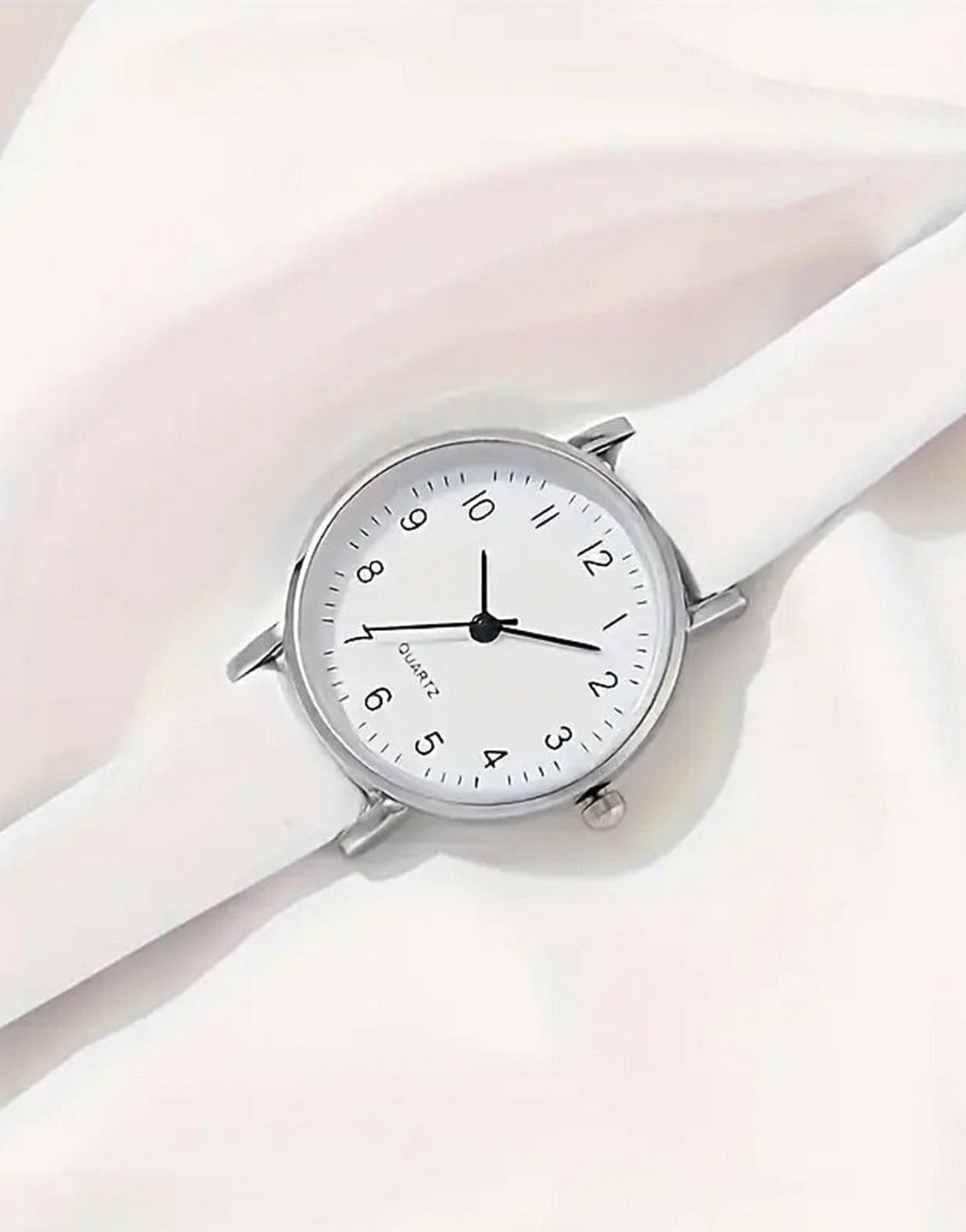 2-Pcs Elegant White Ladies Watch & Leaf Design Bracelet Set (TK18178)