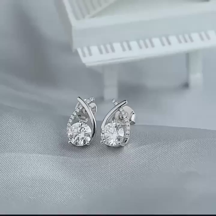 Vintage Style Rhinestone Embellished Silver Stud Earrings (TK18074)