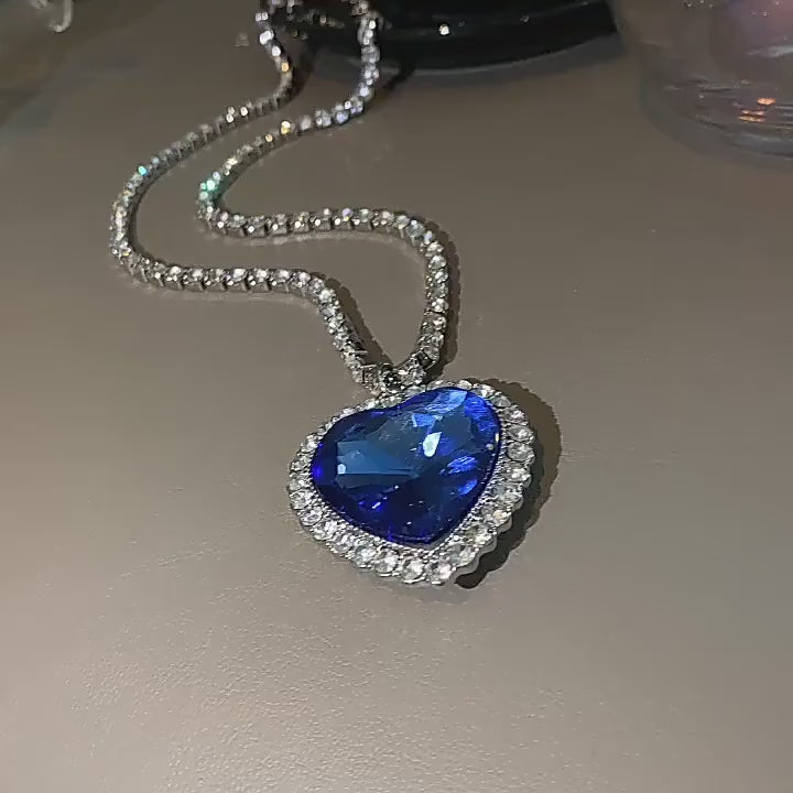 Luxurious Titanic Heart of the Ocean Inspired Blue Stone Pendant Necklace for Women (TK18113)