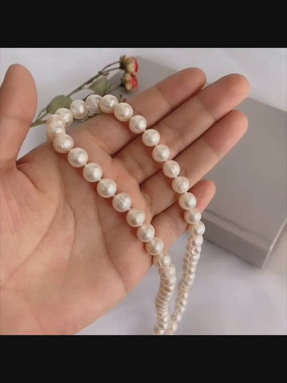 "Natural White Freshwater Pearl Necklace"