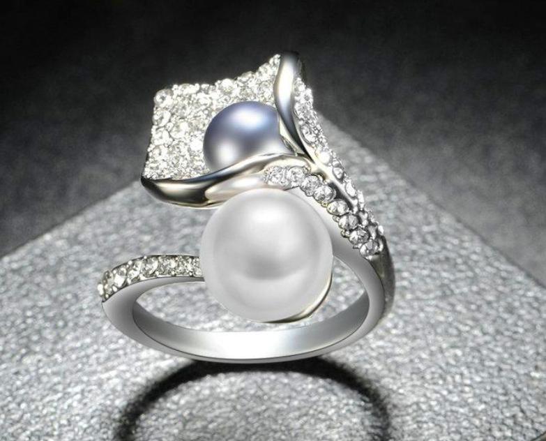 Grey Pearl Cocktail Ring Silver - trinkets.pk