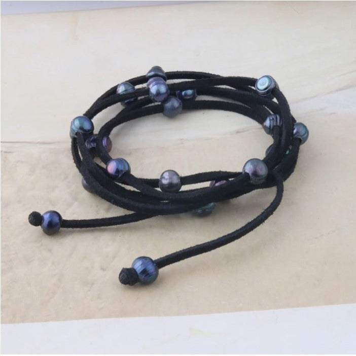 "Leather Freshwater Pearl Bracelet Black2"